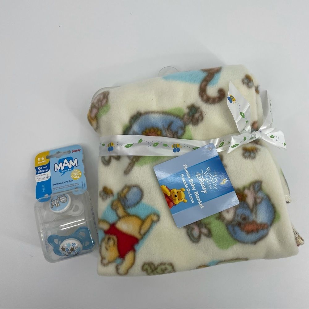 GARAGE SALED! KIDS 26 Pieces+ Boys & Girls Resale Bundle 0M to 5T MOST Are NWT - Picture 6 of 14